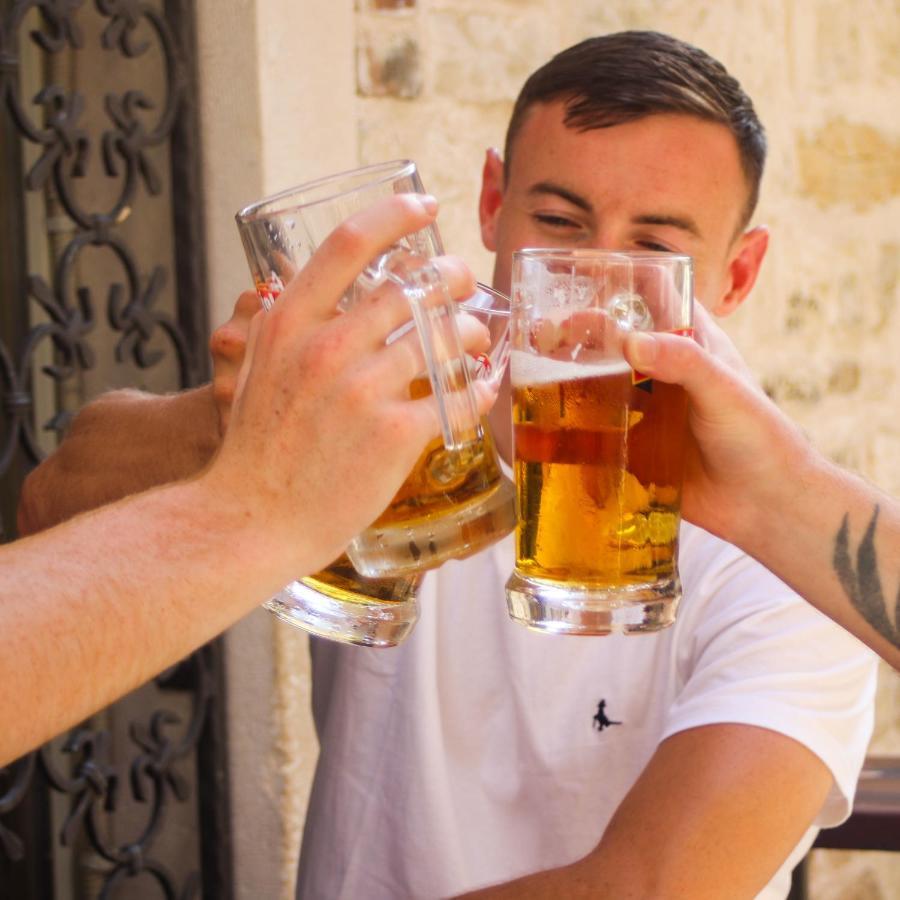 Booze & Snooze Social Hostel Split Kültér fotó